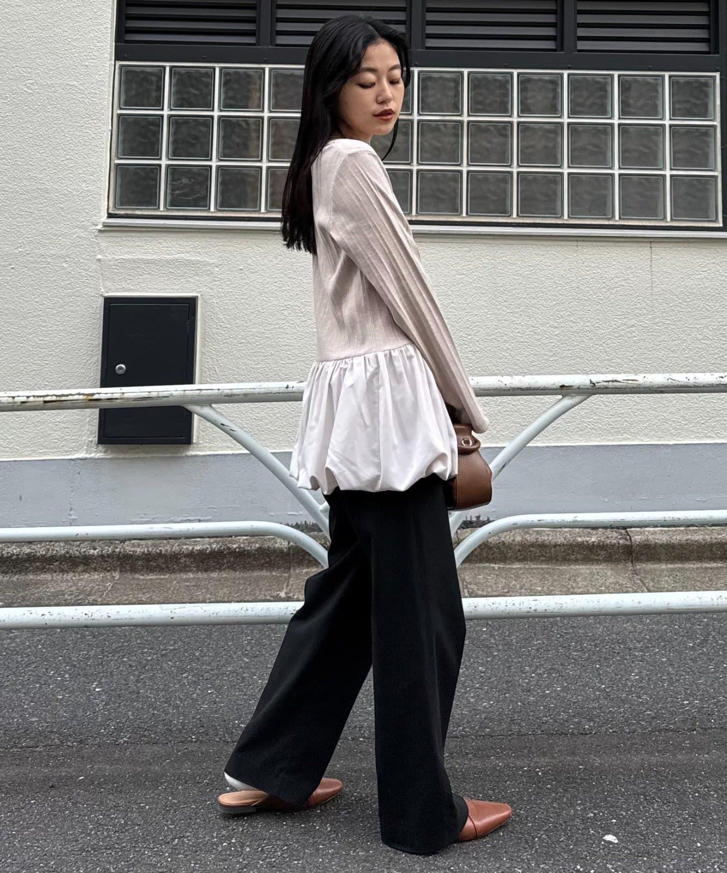 下襬氣球隨機羅紋上衣