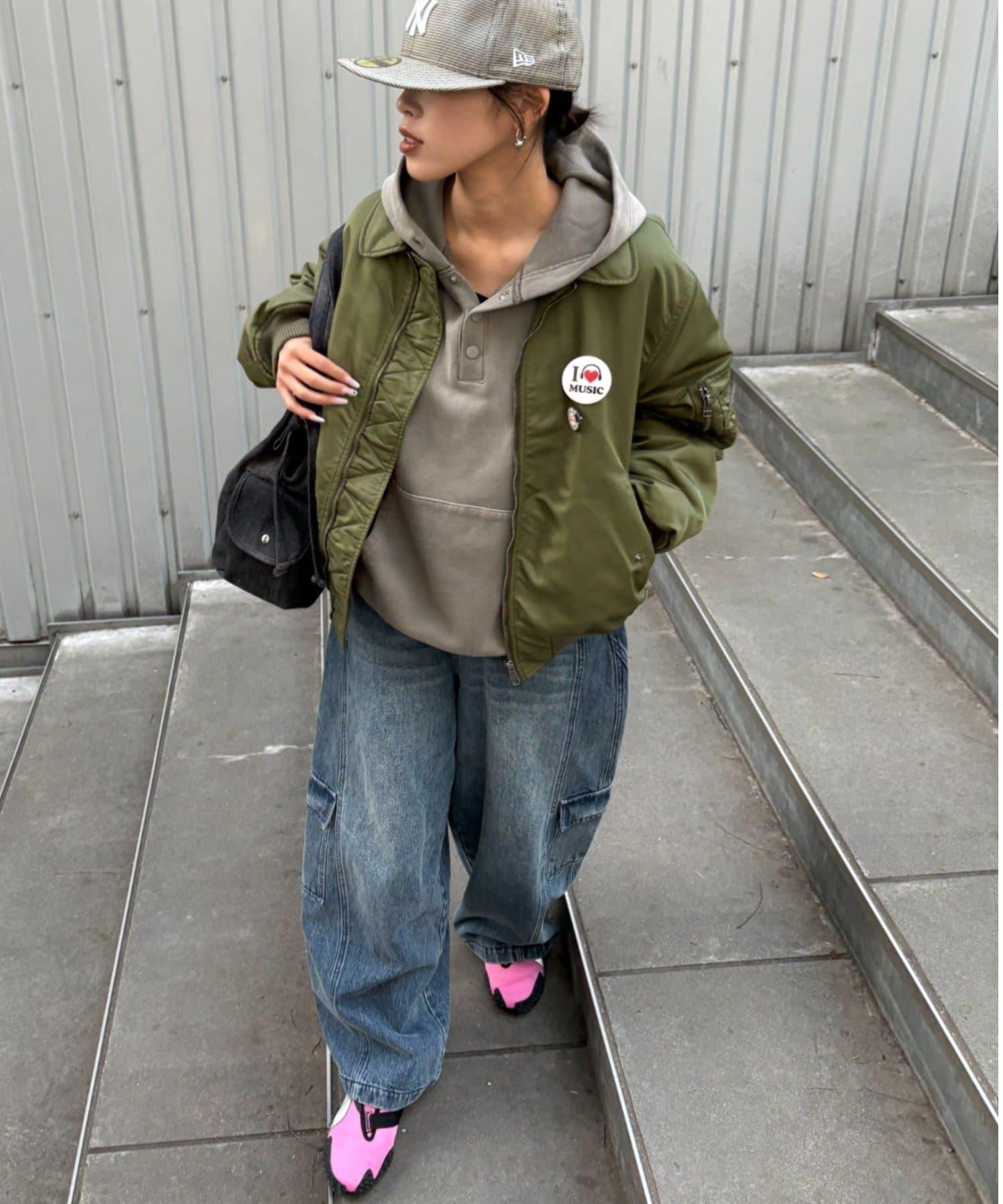 男女同款噴塗工藝亨利扣連帽衛衣