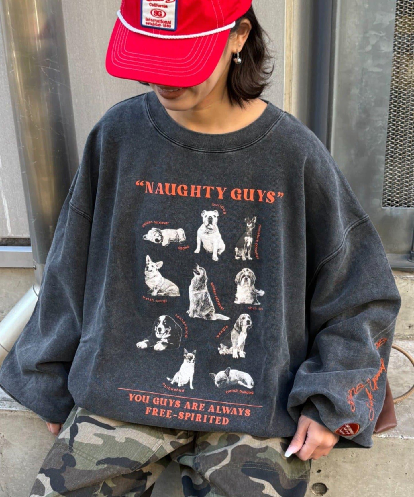 DOG印花刺繡復古衛衣