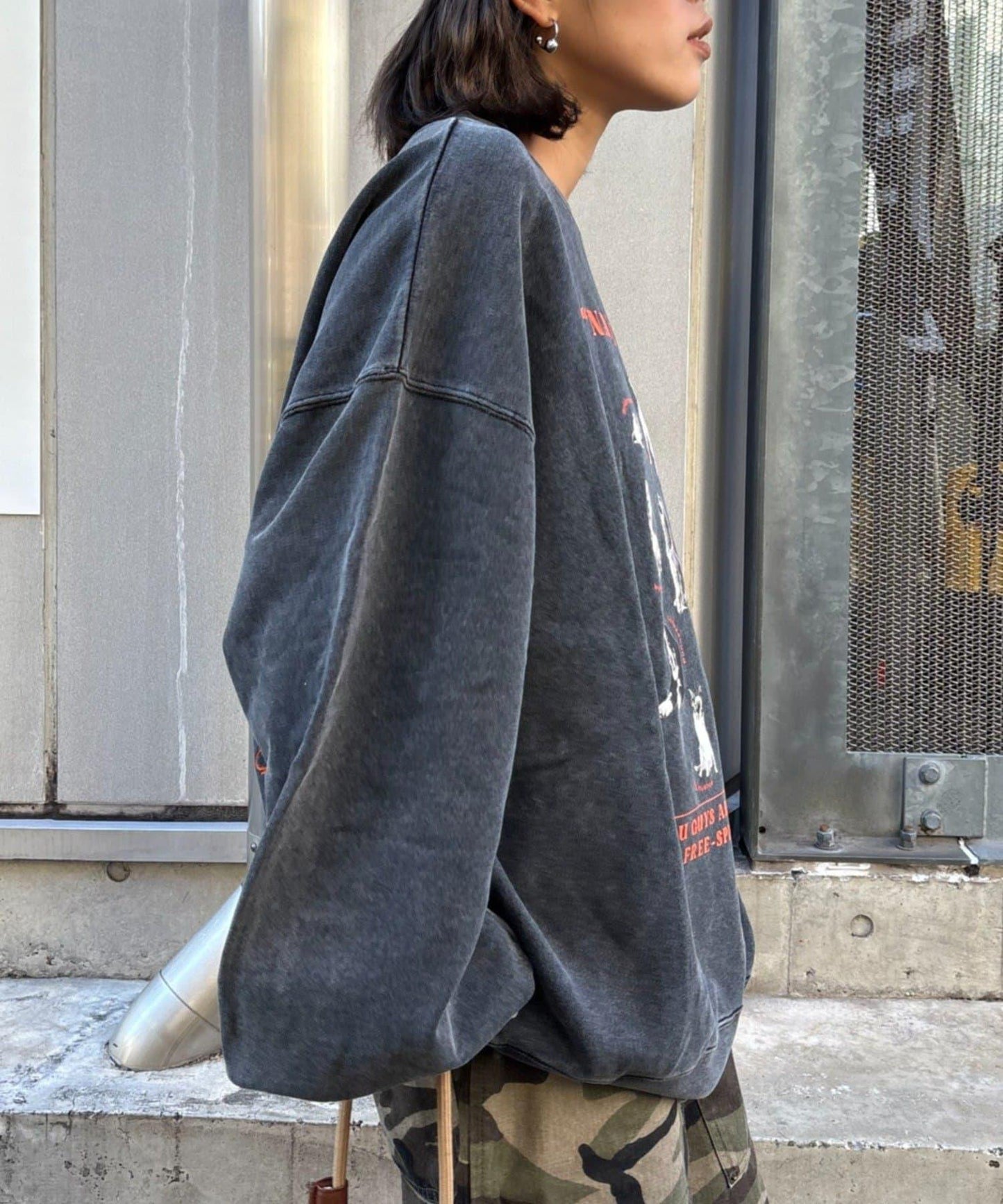 DOG印花刺繡復古衛衣