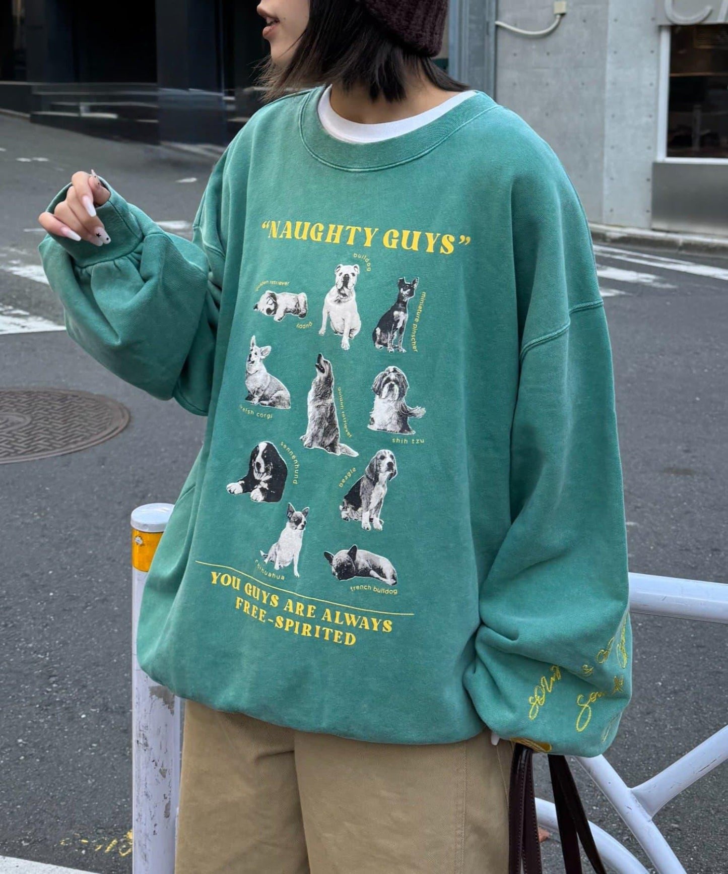 DOG印花刺繡復古衛衣