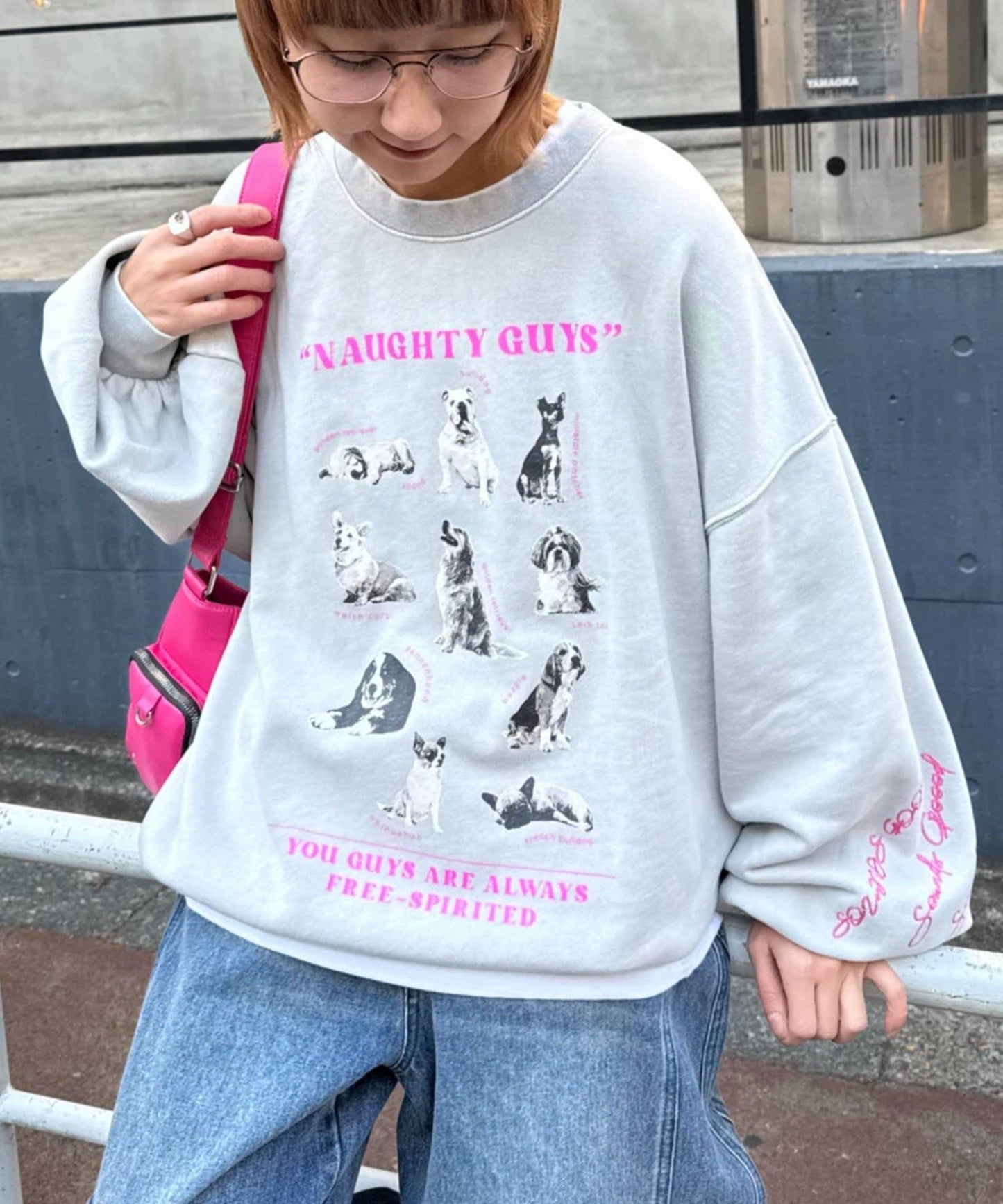 DOG印花刺繡復古衛衣