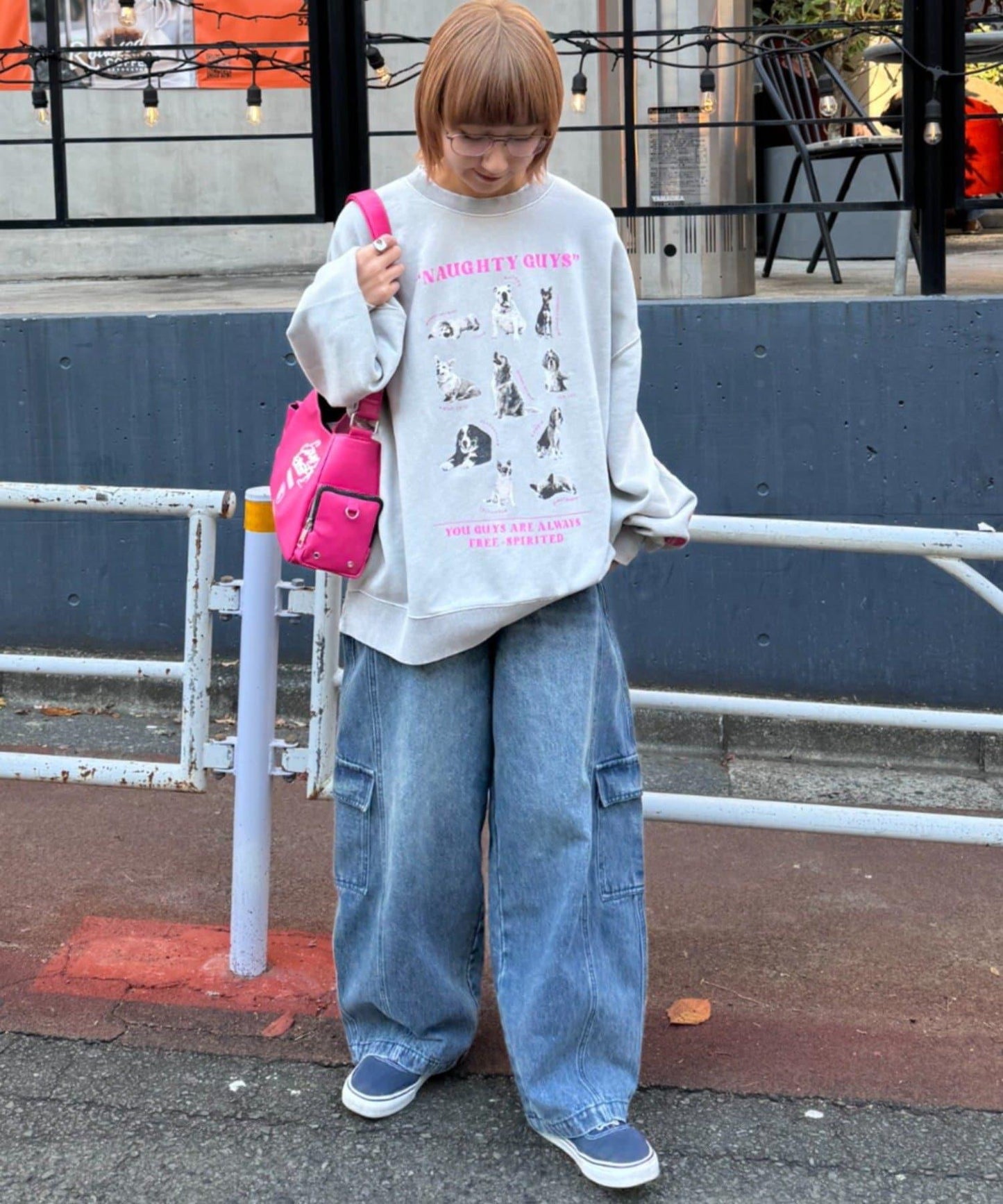 DOG印花刺繡復古衛衣