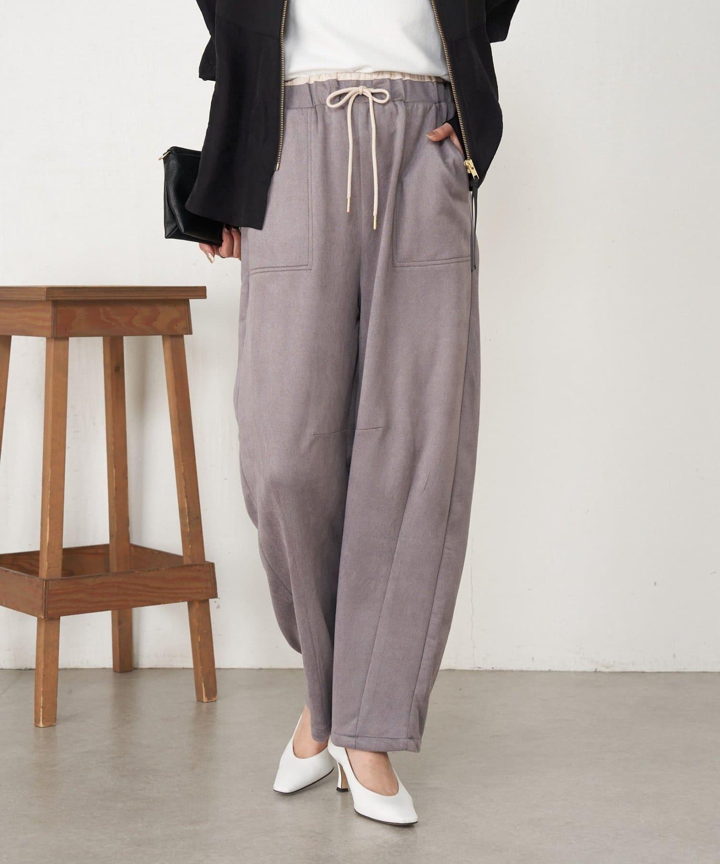 層疊風麂皮彎曲褲