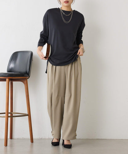 下襬圓弧彈力針織衫