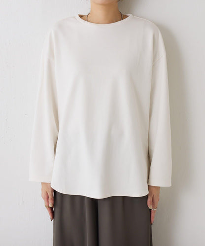 下襬圓弧彈力針織衫