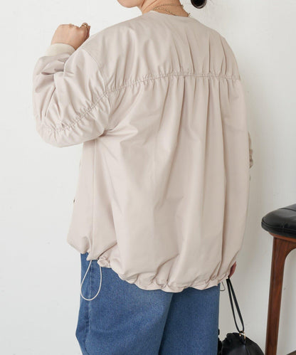 中棉後褶皺大衣