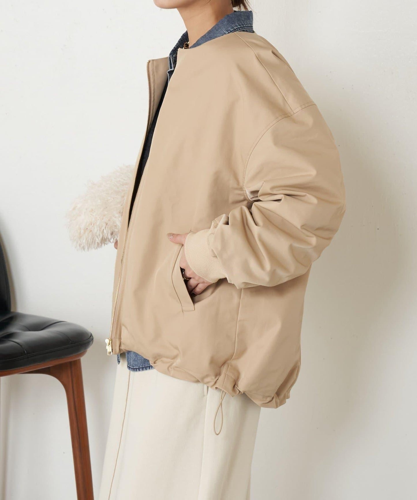 中棉後褶皺大衣