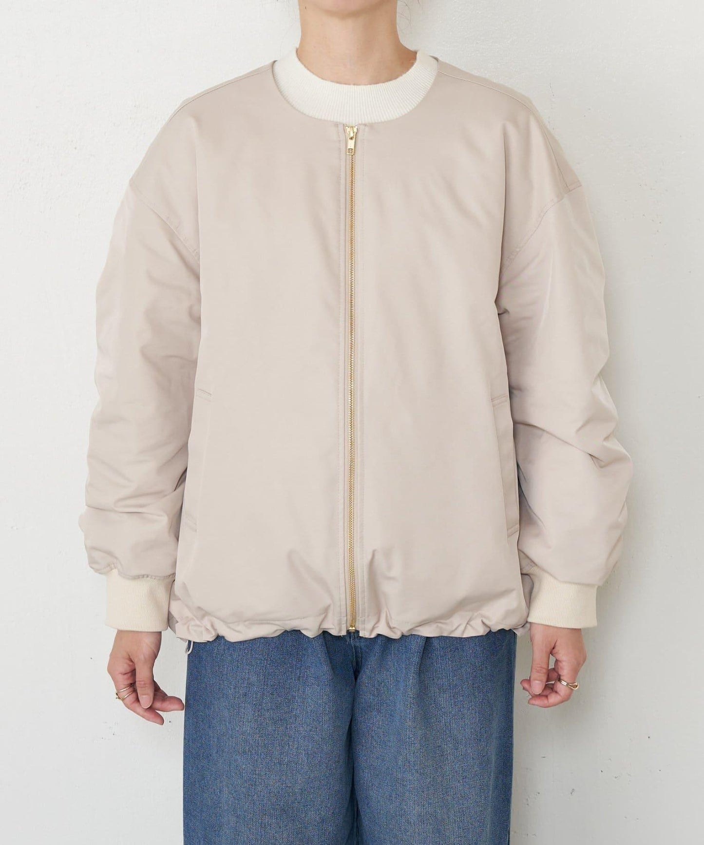 中棉後褶皺大衣