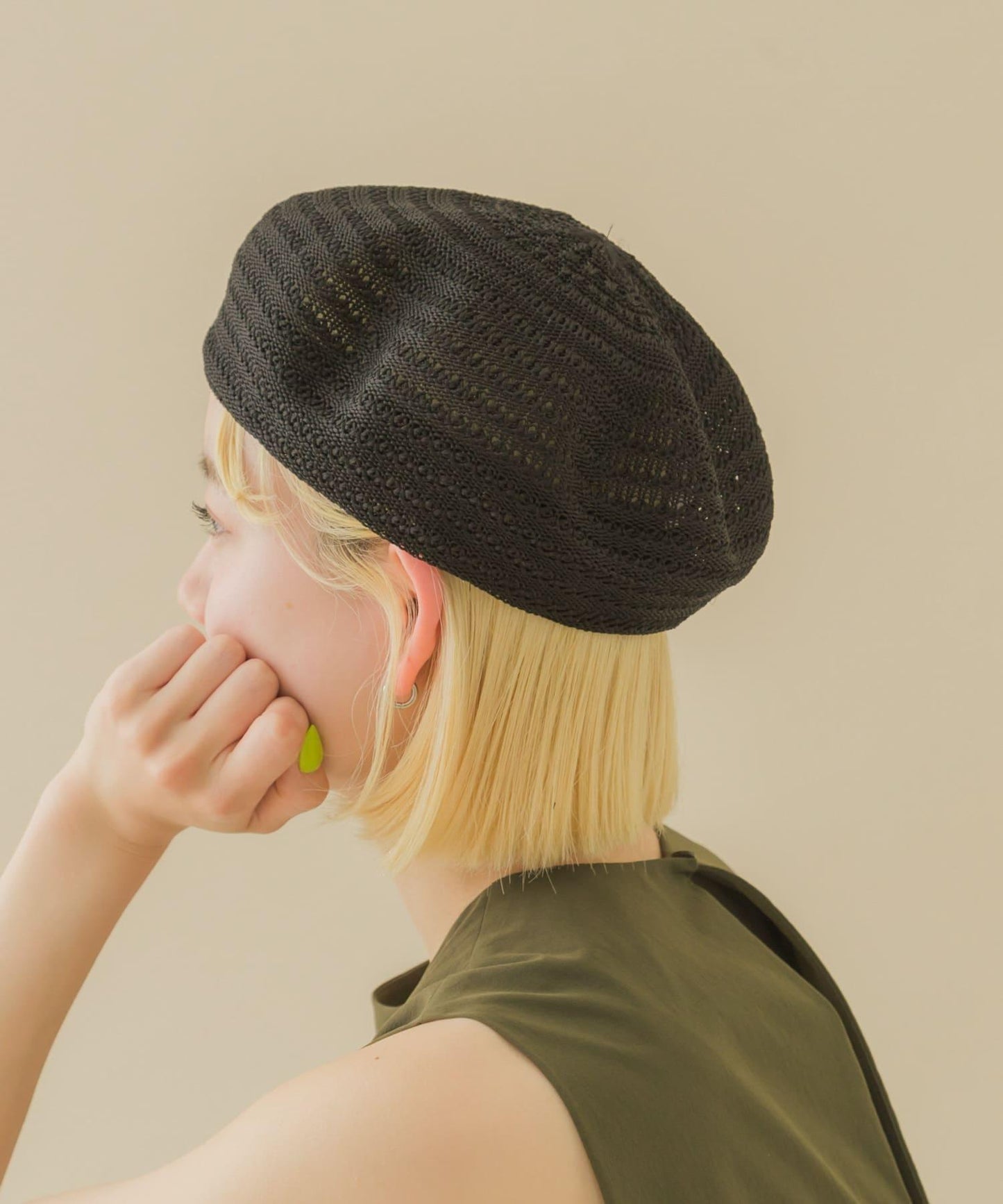 鏤空編織貝雷帽