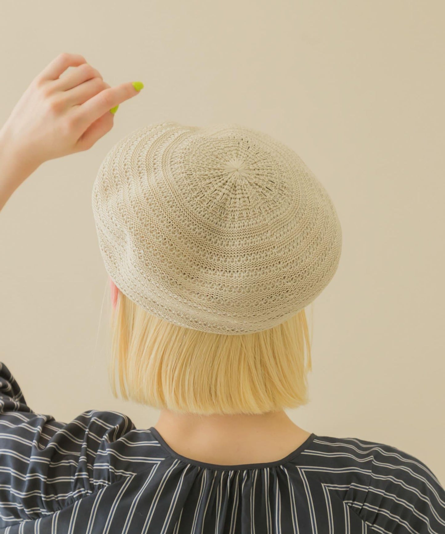 鏤空編織貝雷帽