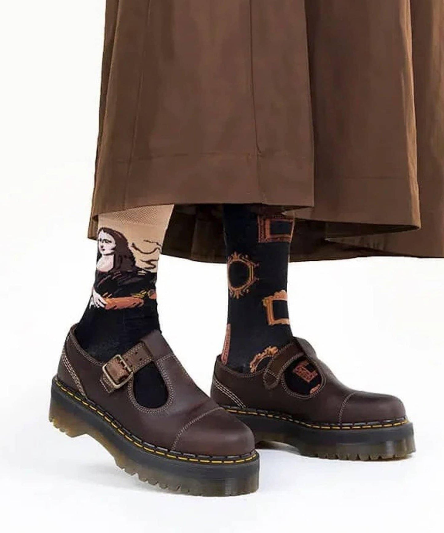 【MANY MORNINGS/メニーモーニングス】藝術家襪