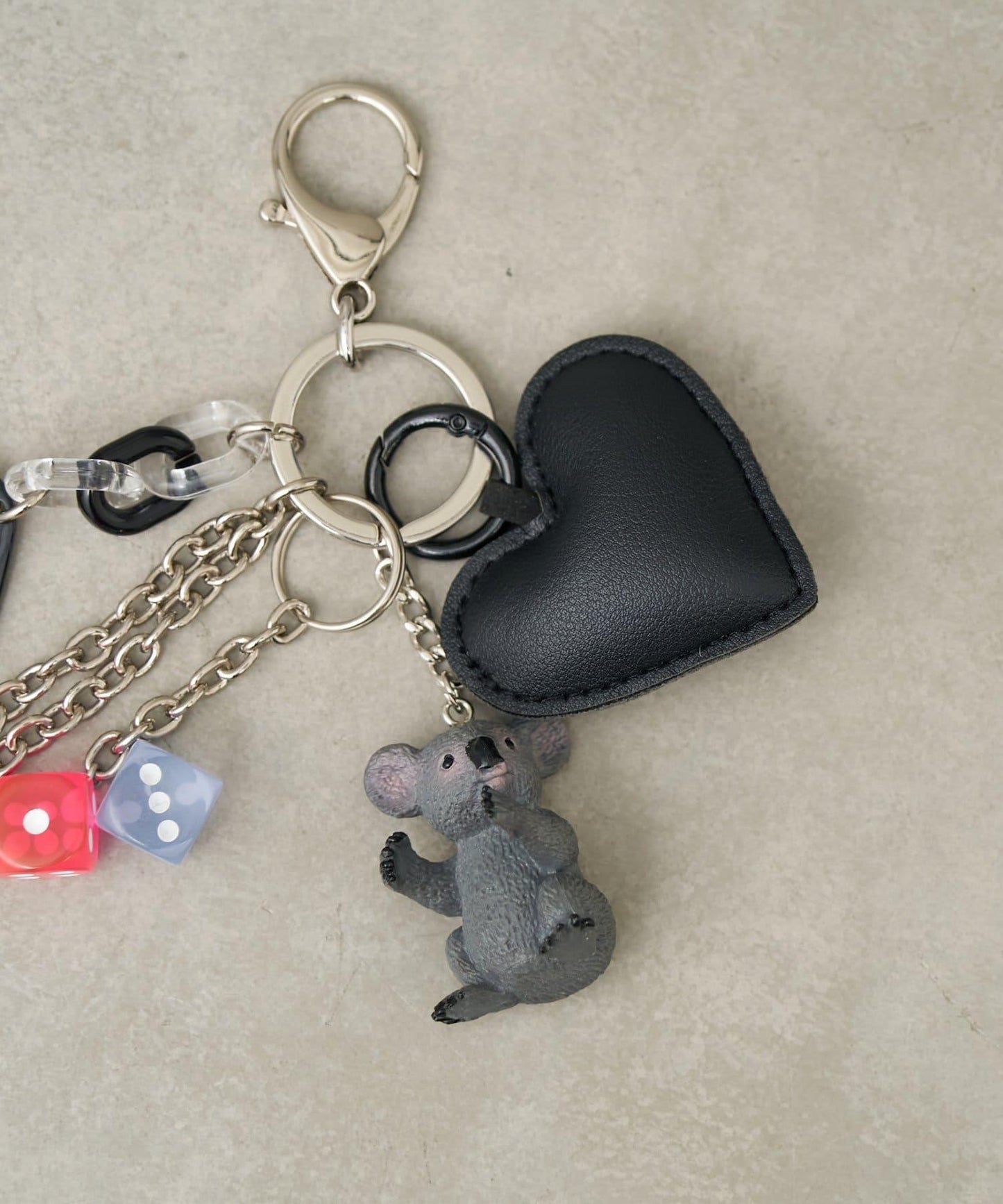 【cache cache カシュカシュ】動物掛飾串飾