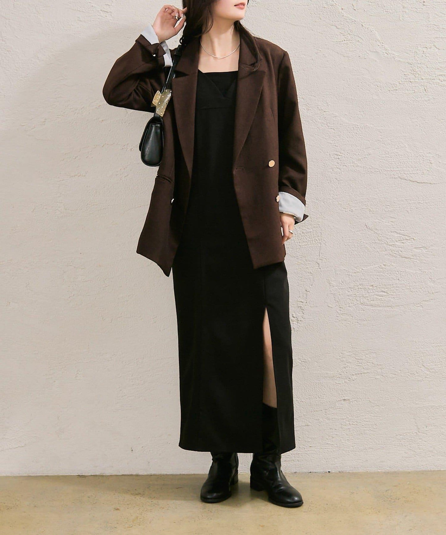 褶皺吊帶背心套裝連衣裙