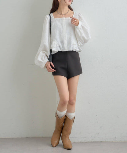 提花下襬荷葉邊襯衫
