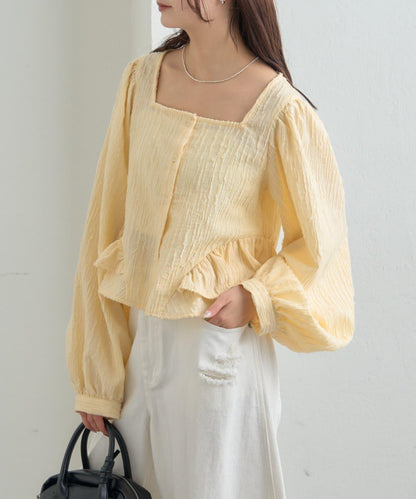 提花下襬荷葉邊襯衫