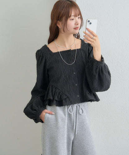 提花下襬荷葉邊襯衫