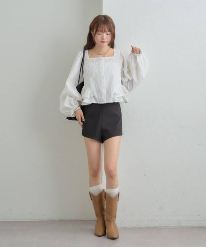 提花下襬荷葉邊襯衫