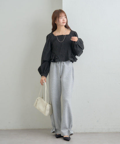 提花下襬荷葉邊襯衫