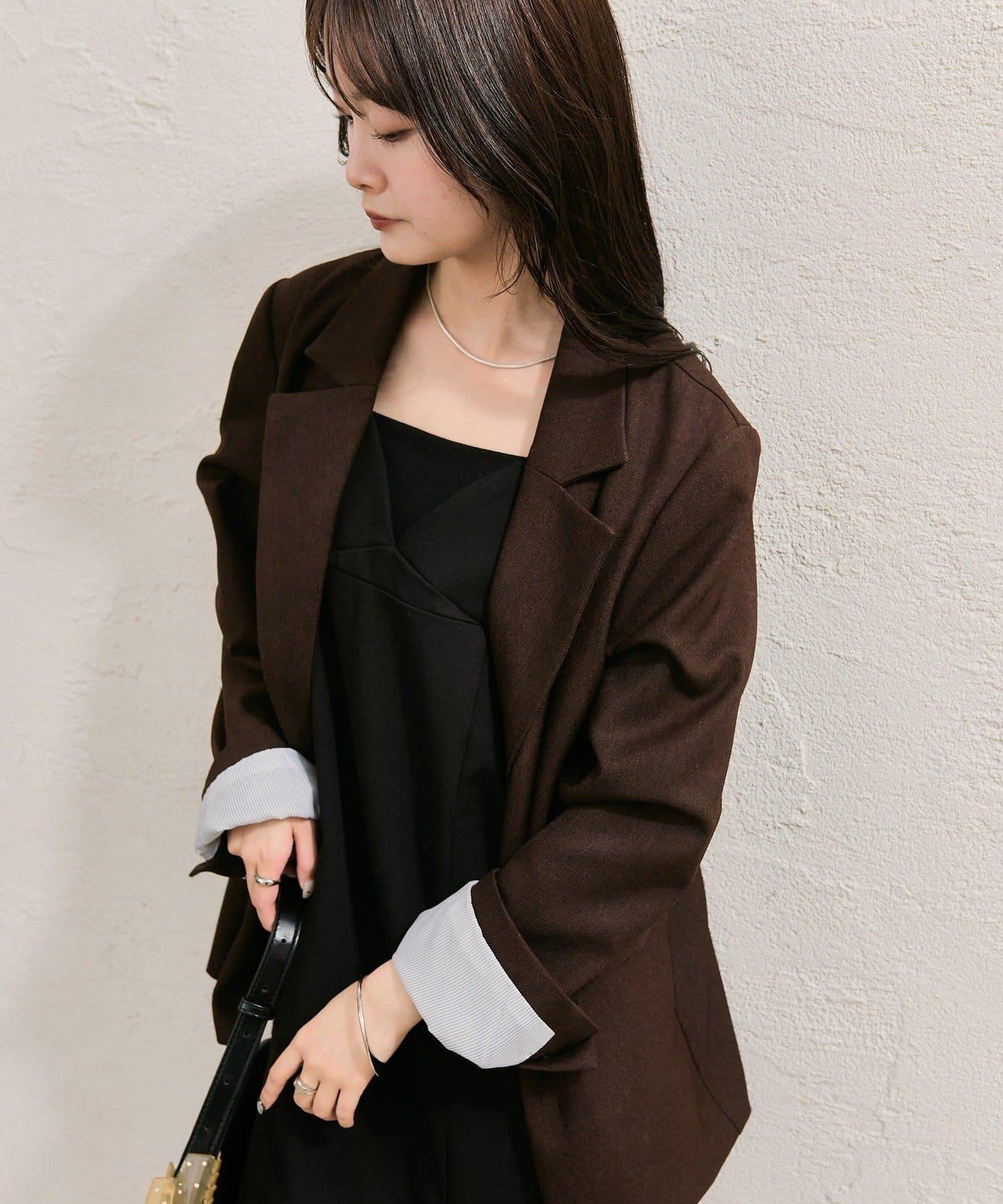 褶皺吊帶背心套裝連衣裙