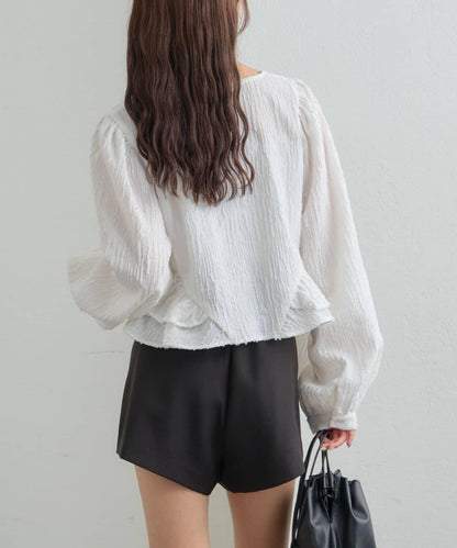 提花下襬荷葉邊襯衫