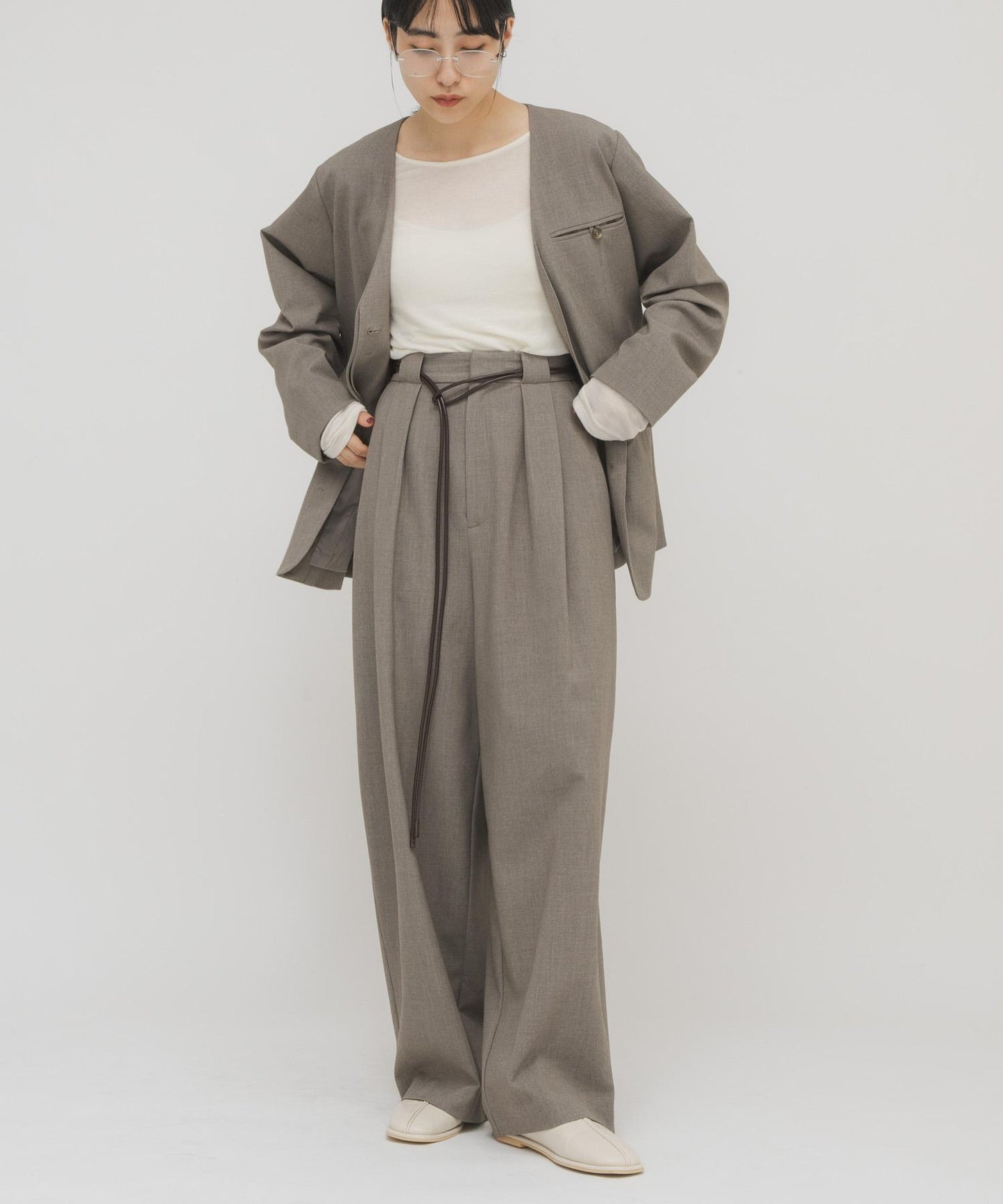 2尺碼可選腰帶套裝西裝褲