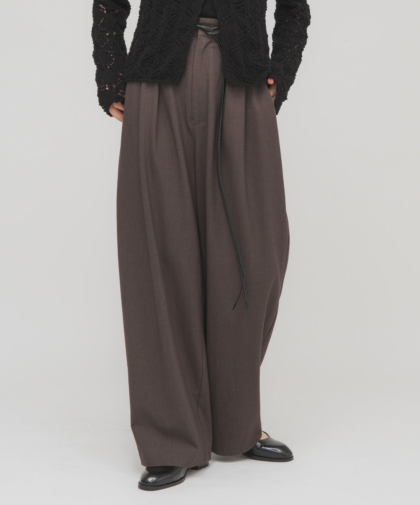 2尺碼可選腰帶套裝西裝褲