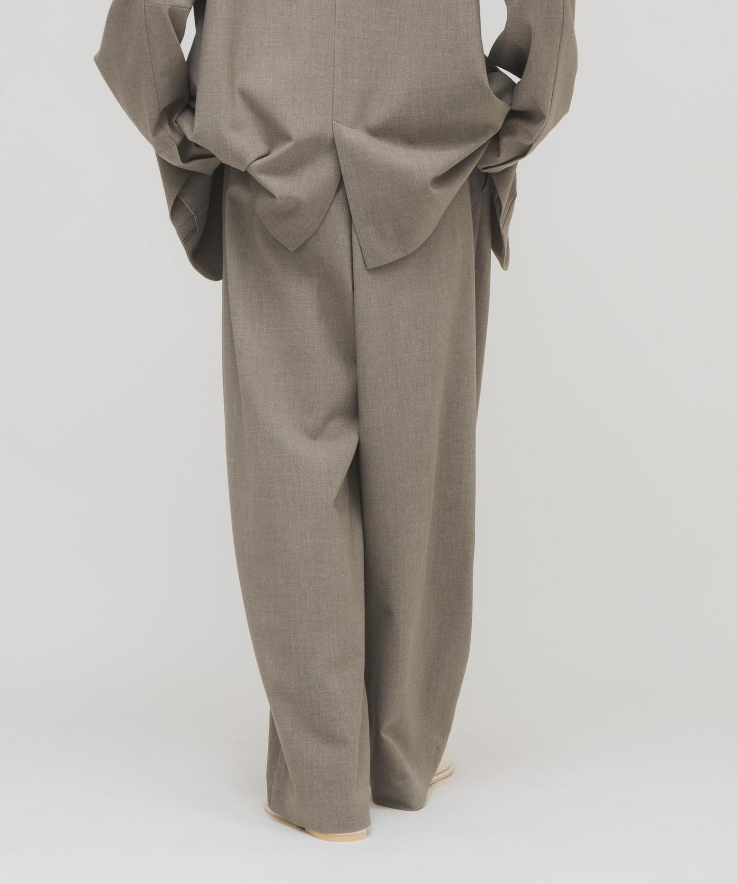 2尺碼可選腰帶套裝西裝褲