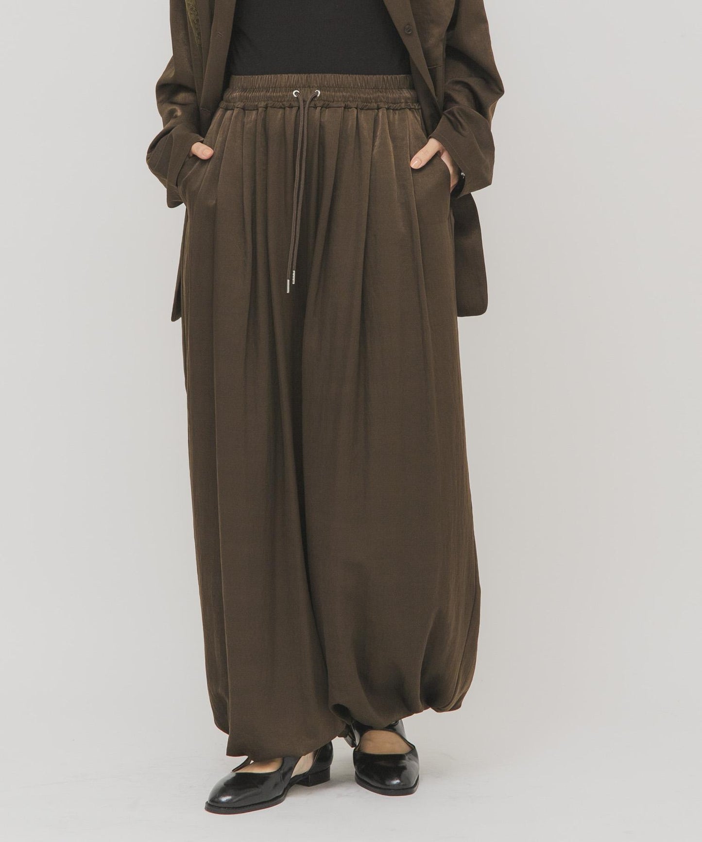 緞面 氣球廓形 褲子