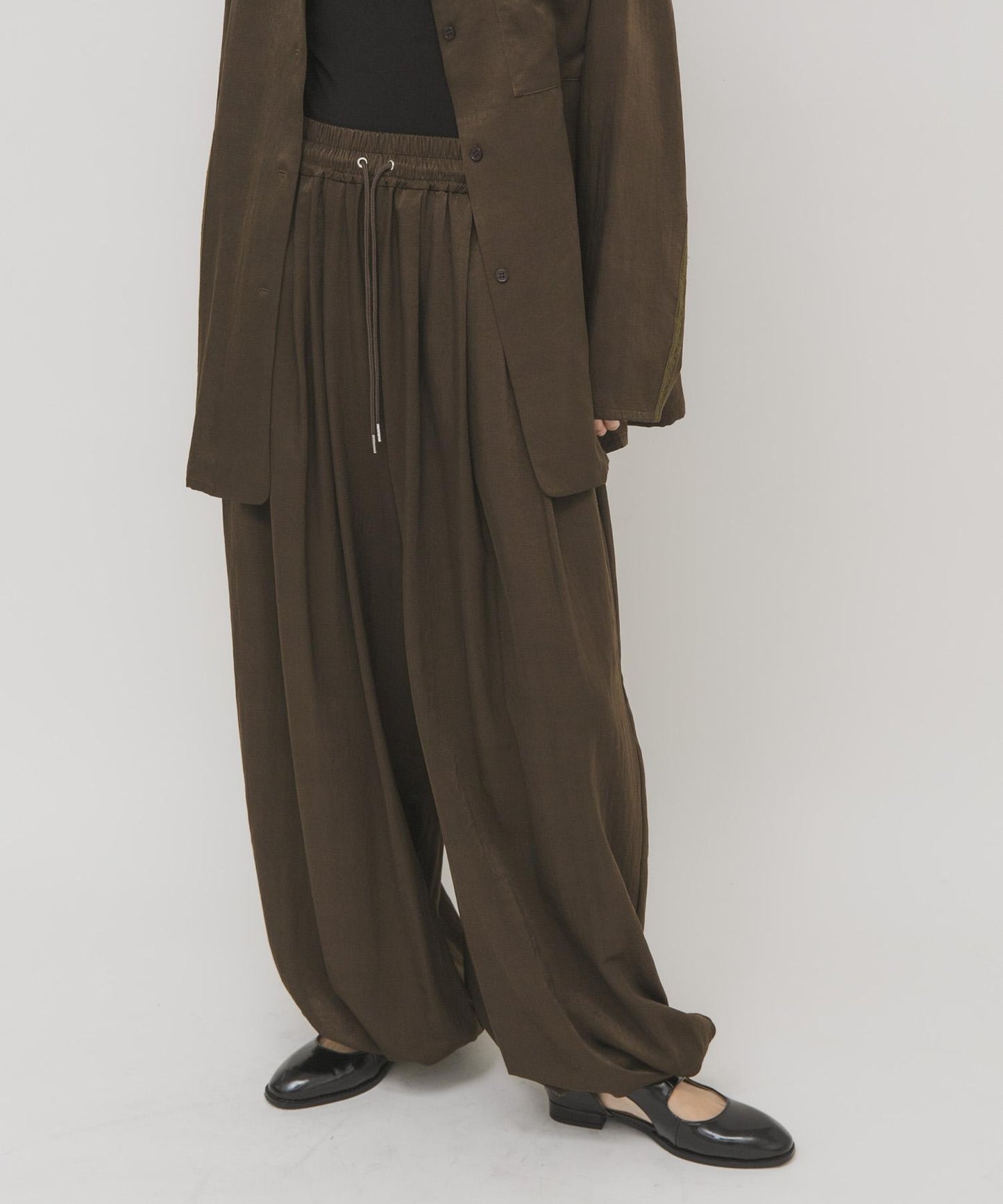 緞面 氣球廓形 褲子