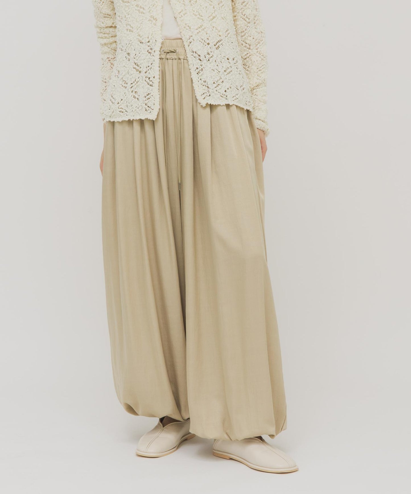 緞面 氣球廓形 褲子