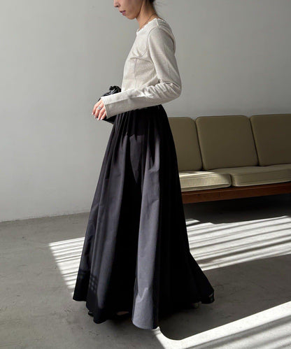 褶襉傘擺半身裙