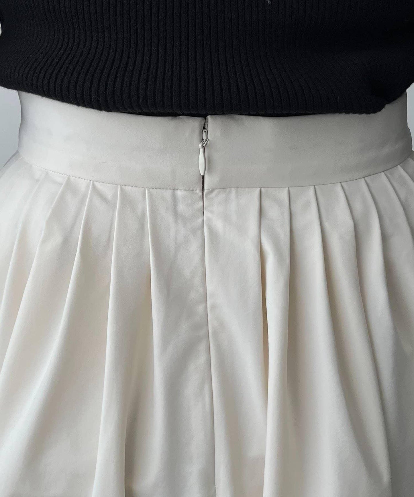 褶襉傘擺半身裙