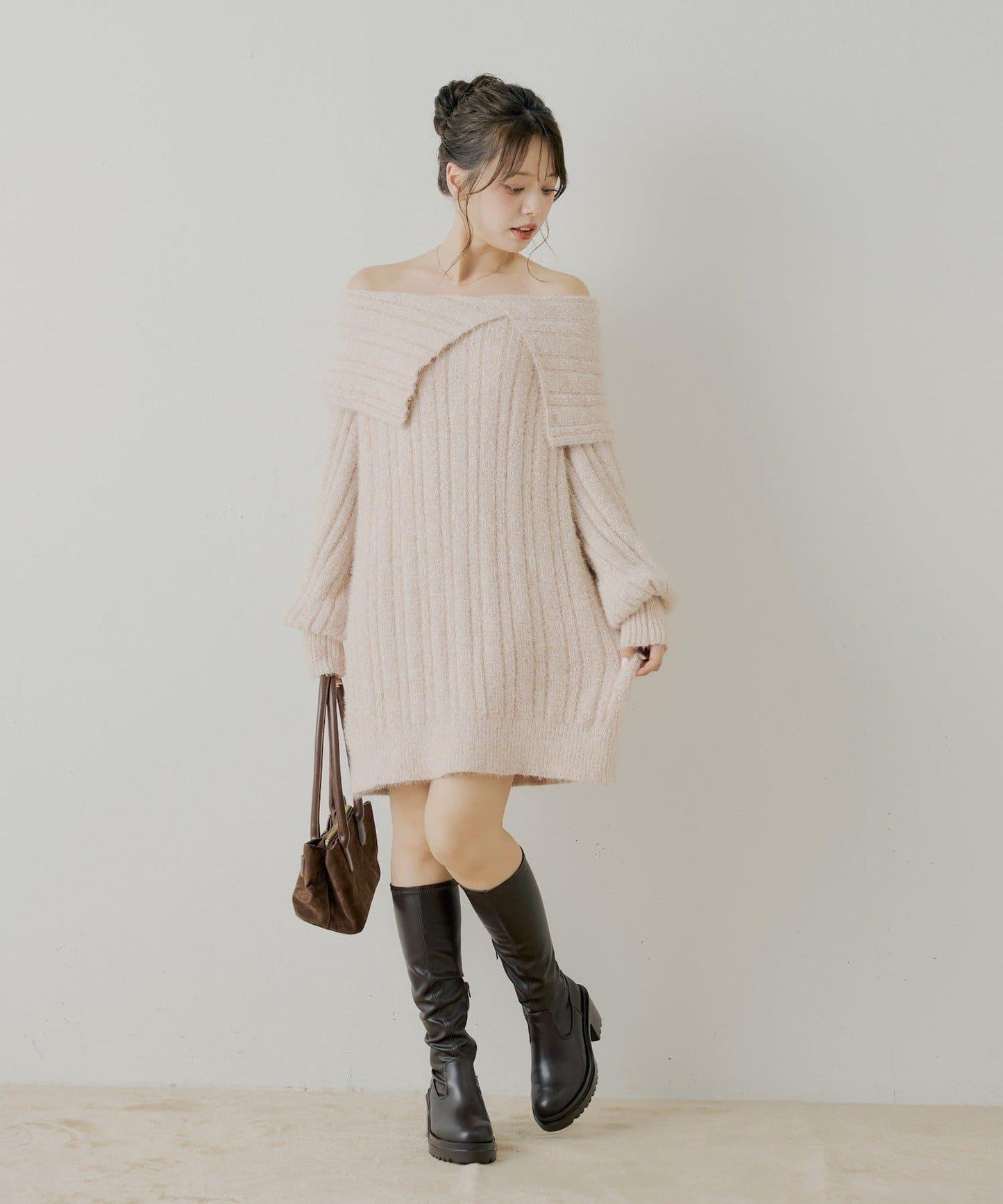 Chico 前後雙穿毛絨露肩迷你連衣裙