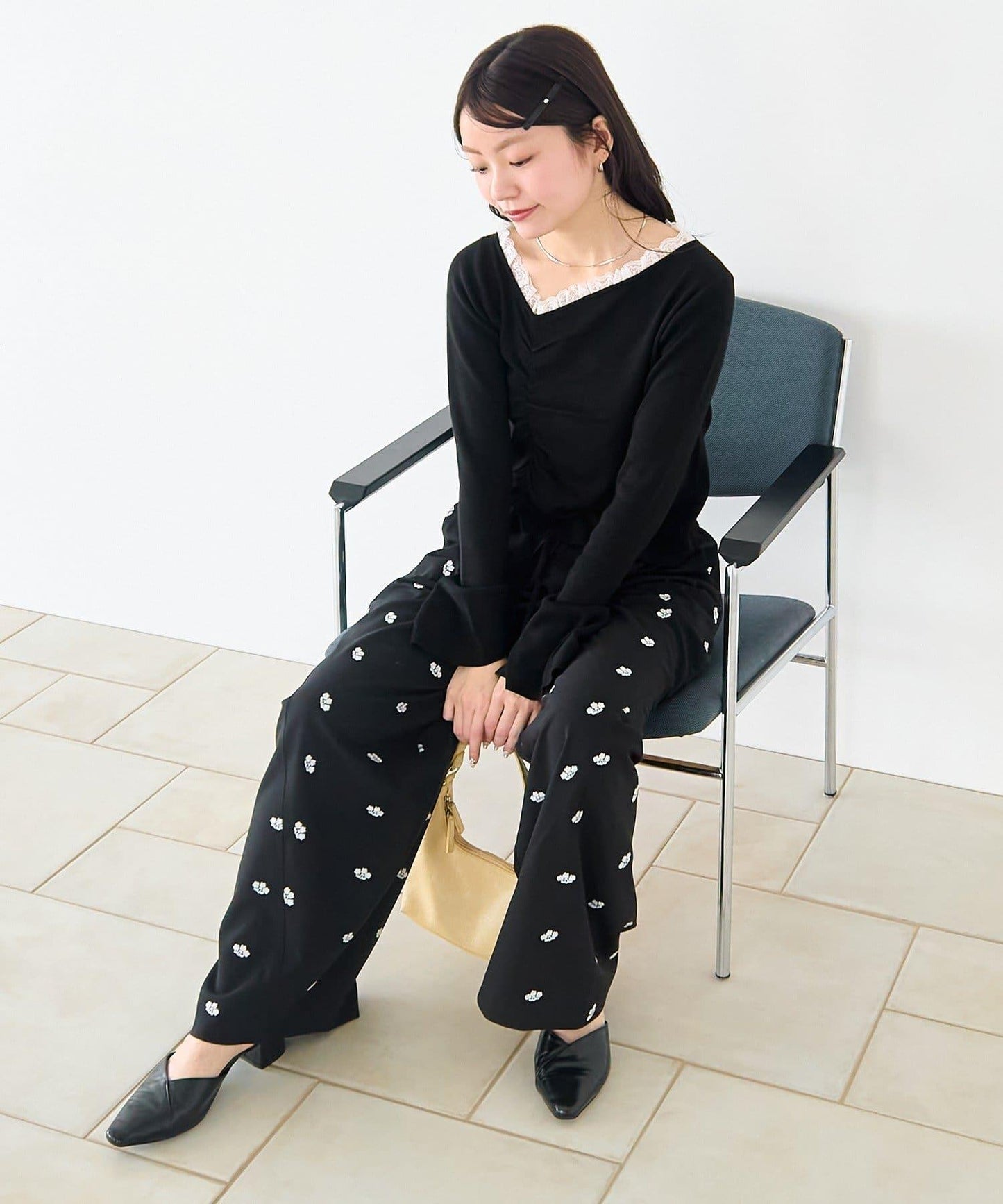 蕾絲抽褶 針織上衣（網絡）