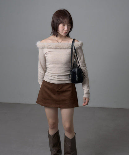 mystic 毛絨露肩設計 針織上衣