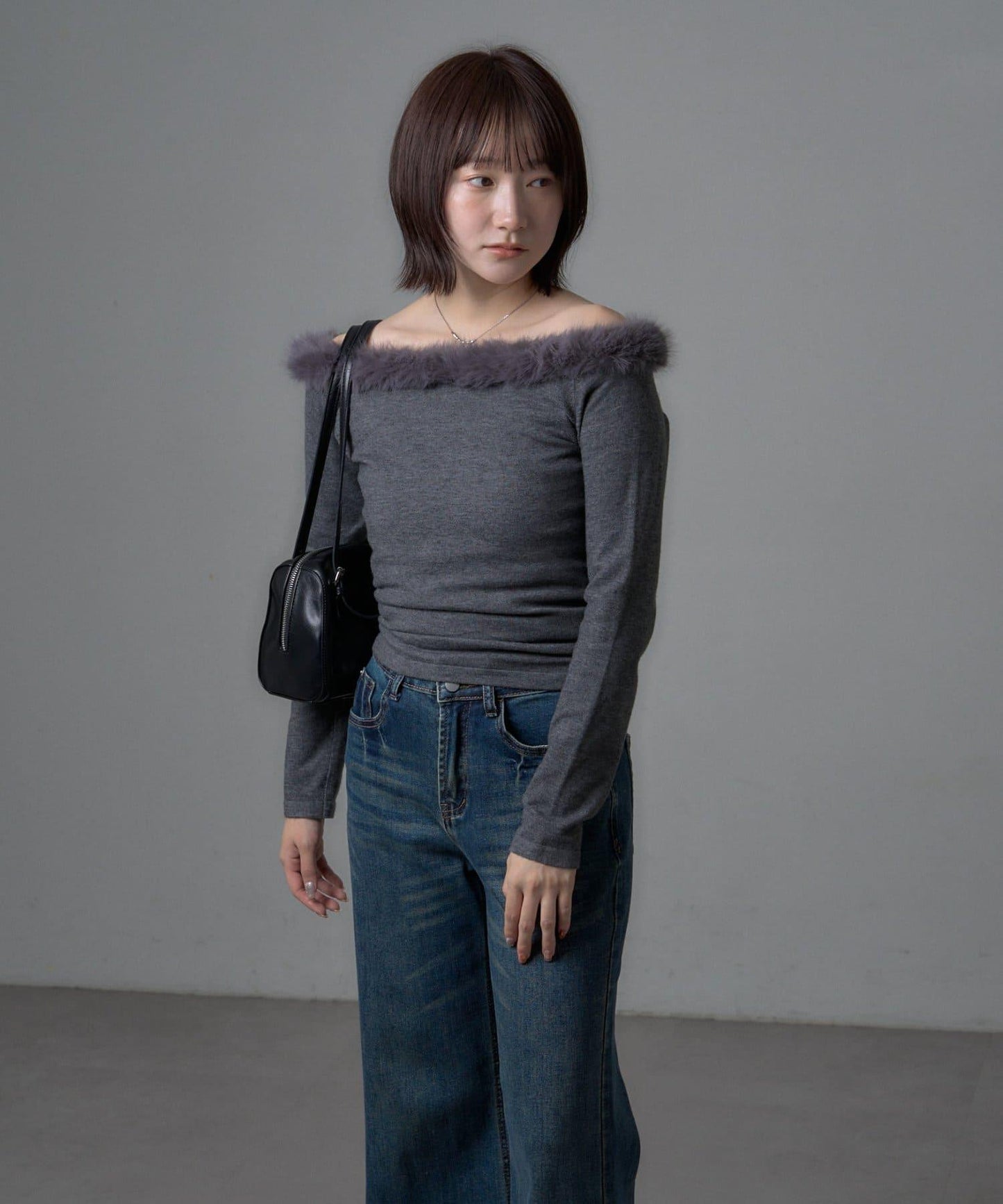 mystic 毛絨露肩設計 針織上衣