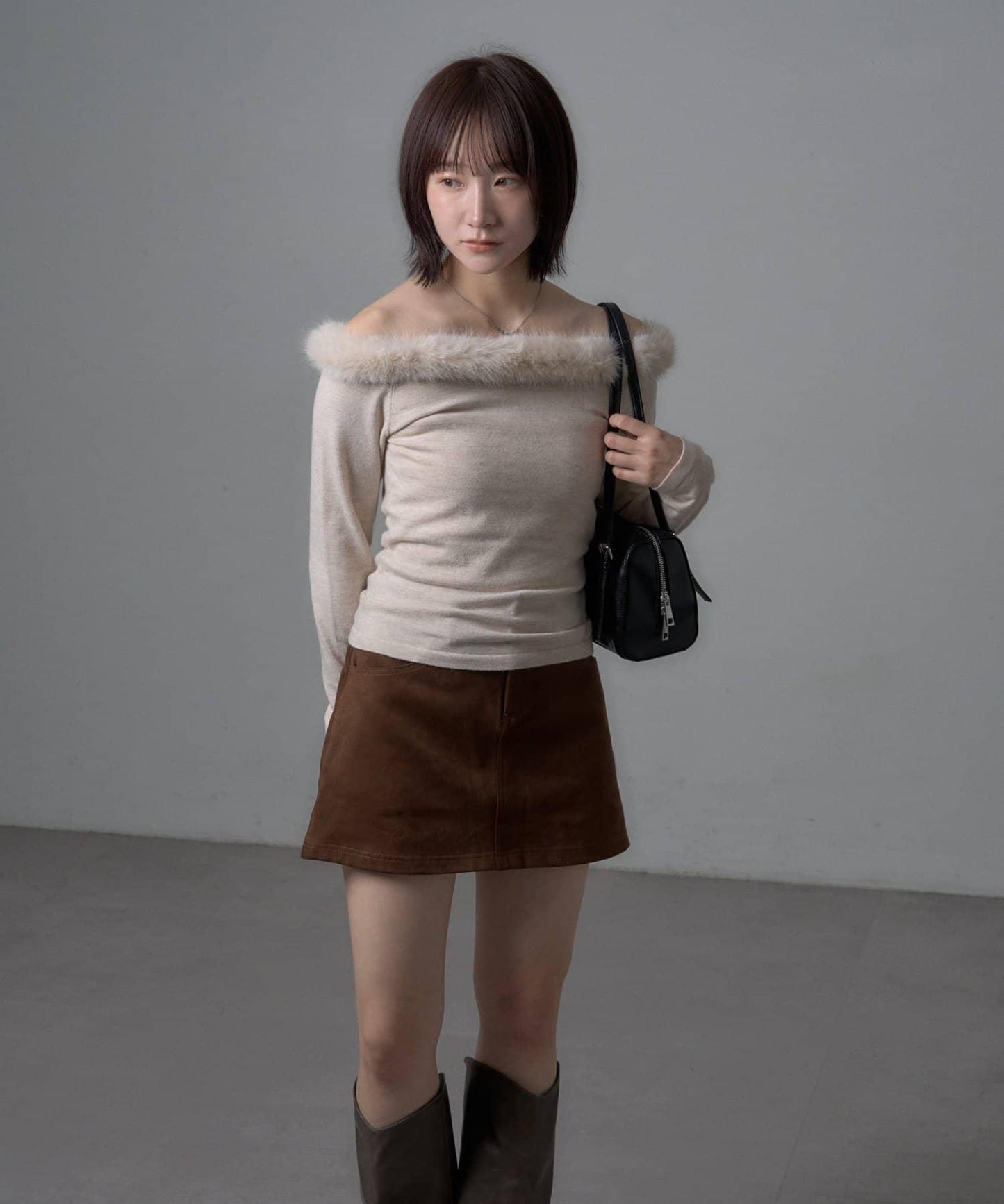 mystic 毛絨露肩設計 針織上衣