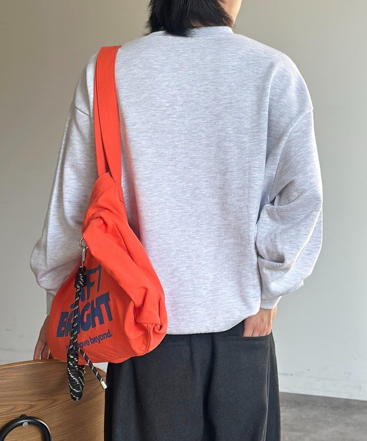 企業Logo風印花衛衣