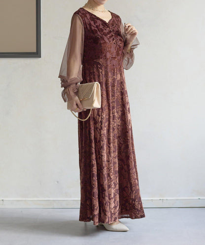 袖部透紗燒花蕾絲連衣裙