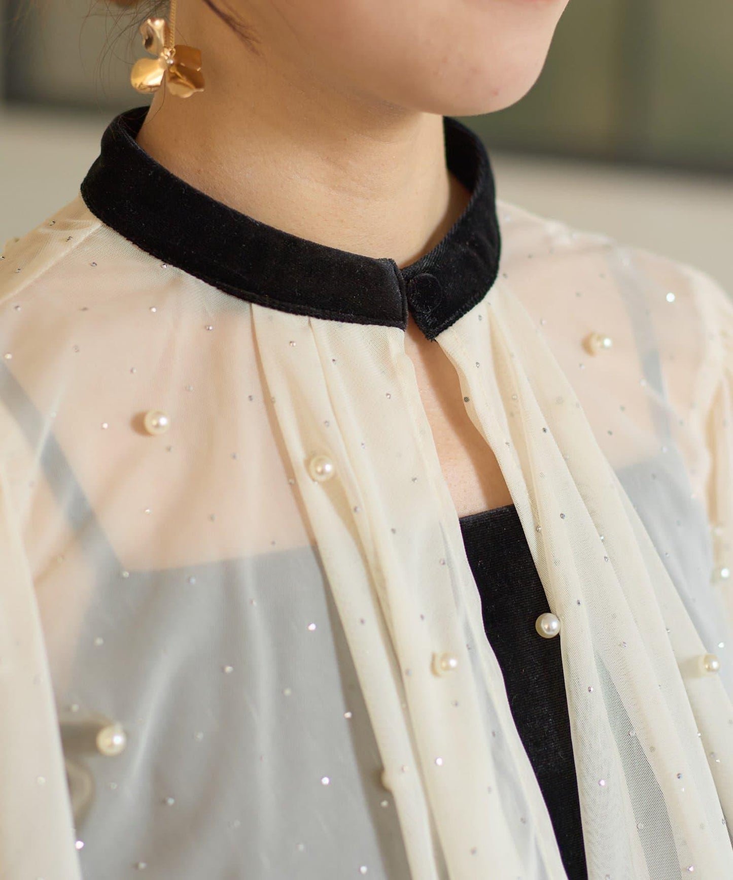 鑲鑽短款披肩 × 天鵝絨吊帶連衣裙 套裝