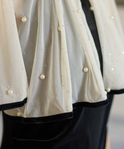 鑲鑽短款披肩 × 天鵝絨吊帶連衣裙 套裝