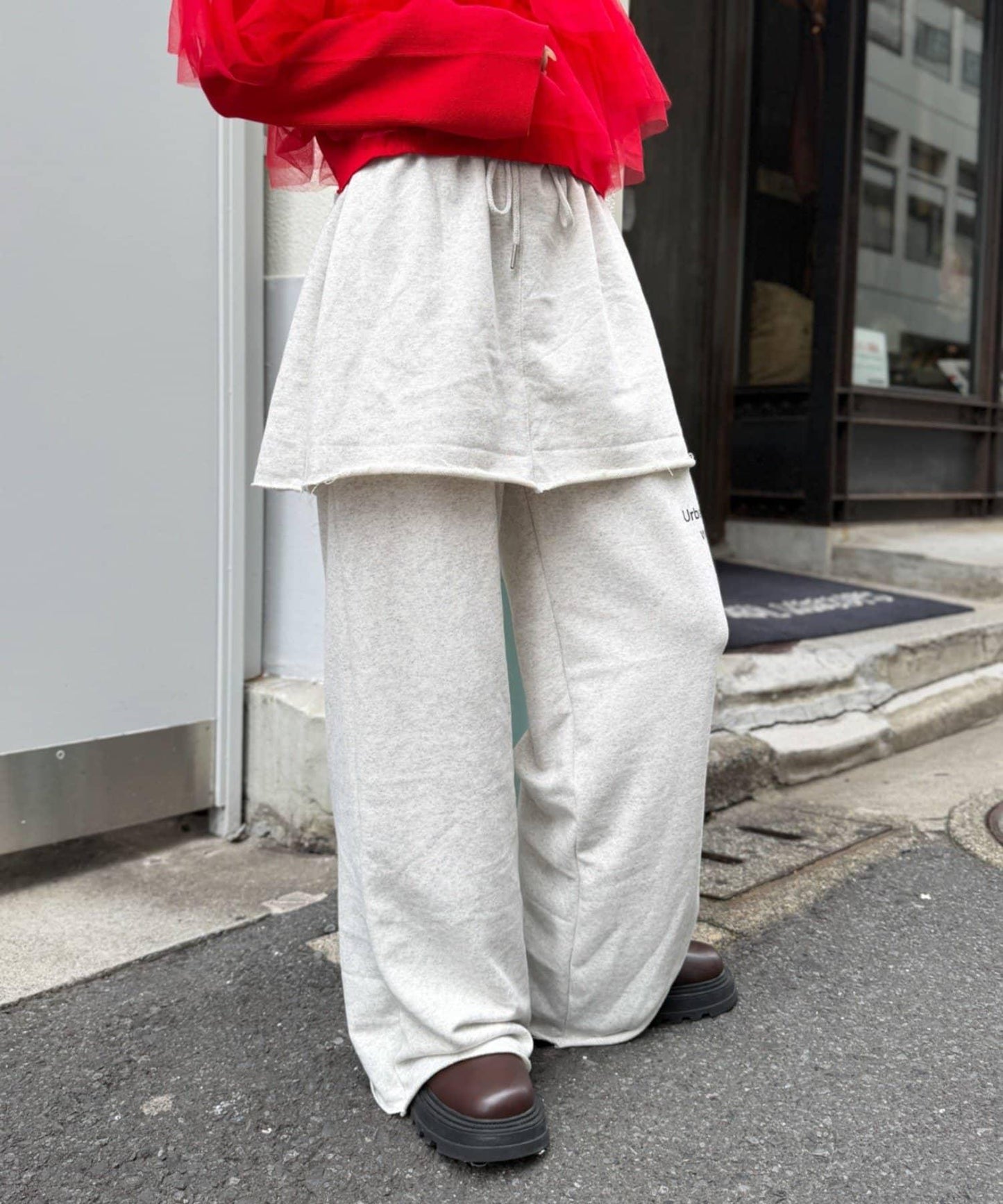 w closet 字母印花 衛衣面料 裙褲