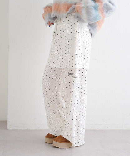 w closet 字母印花 衛衣面料 裙褲