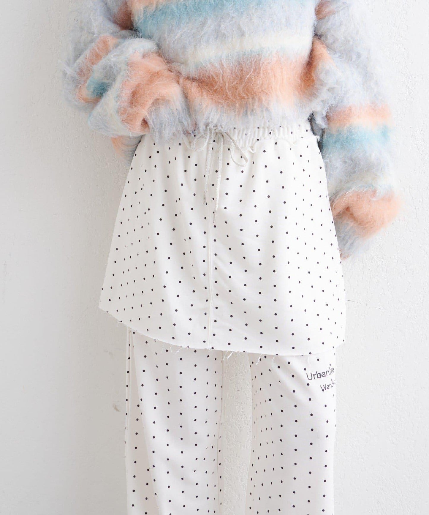 w closet 字母印花 衛衣面料 裙褲