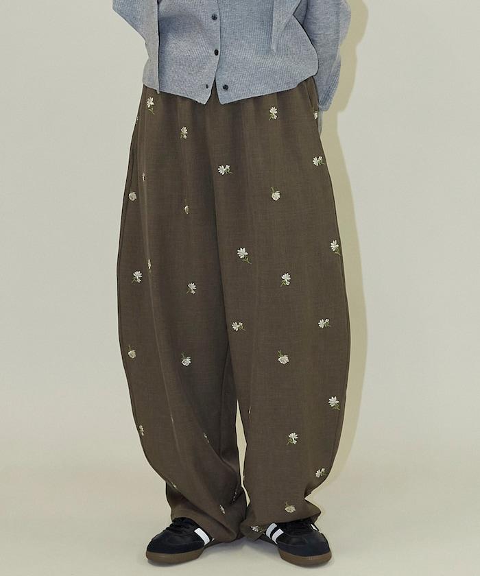 繭形 小花刺繡 休閒褲