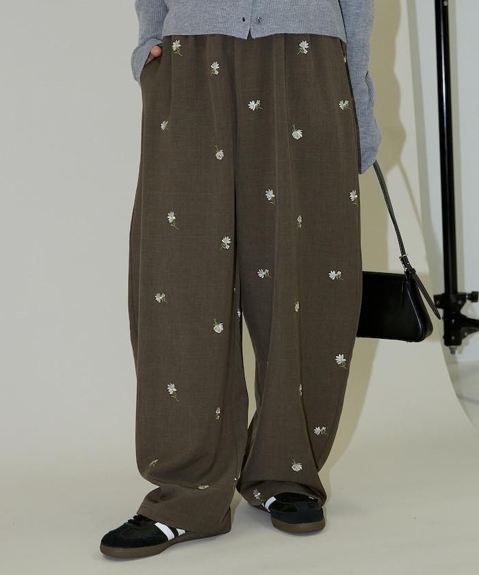 繭形 小花刺繡 休閒褲