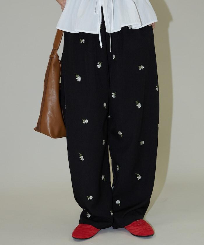 繭形 小花刺繡 休閒褲