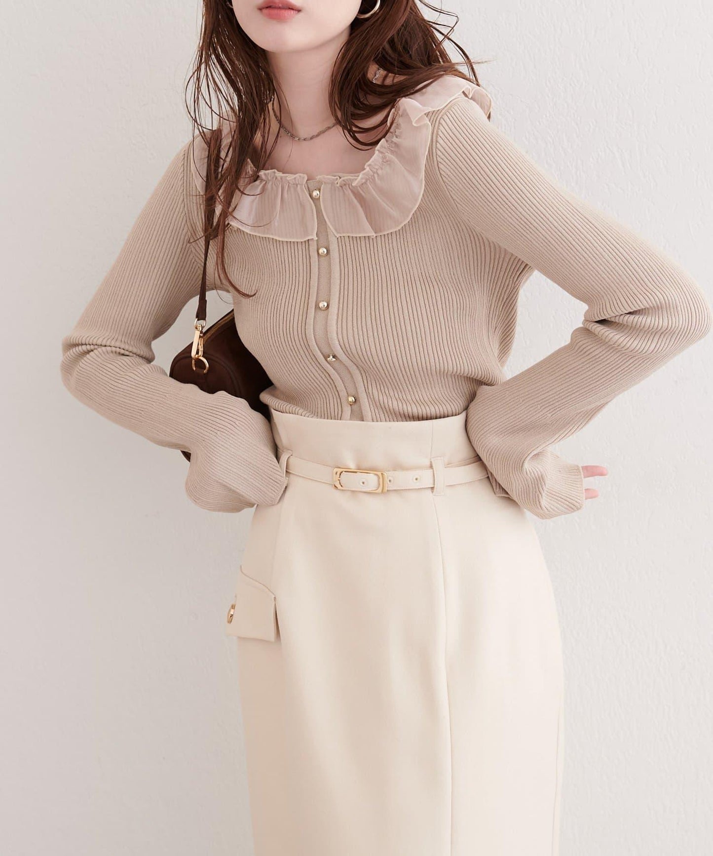 異材質荷葉邊針織上衣