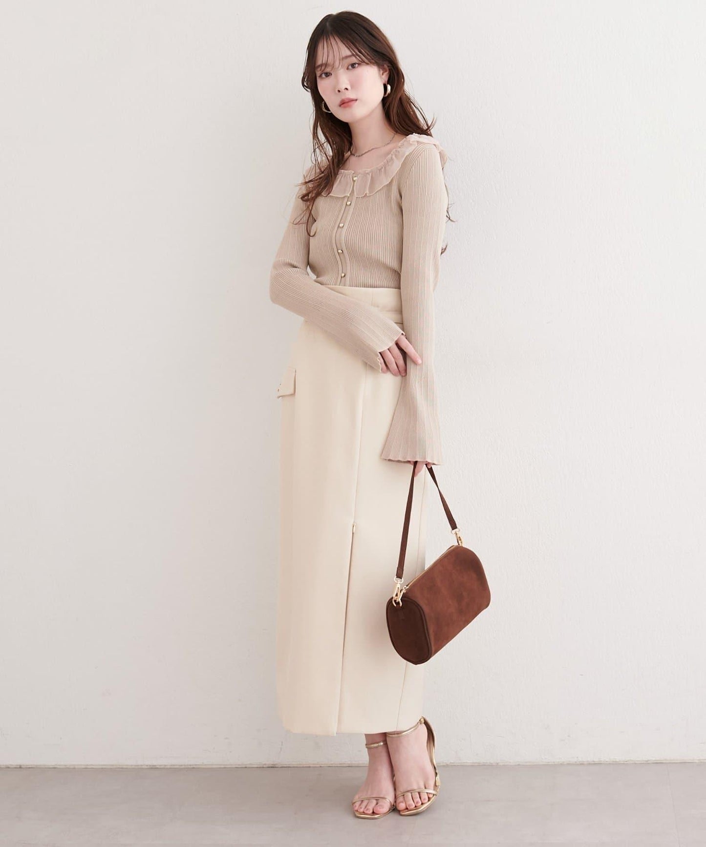 異材質荷葉邊針織上衣